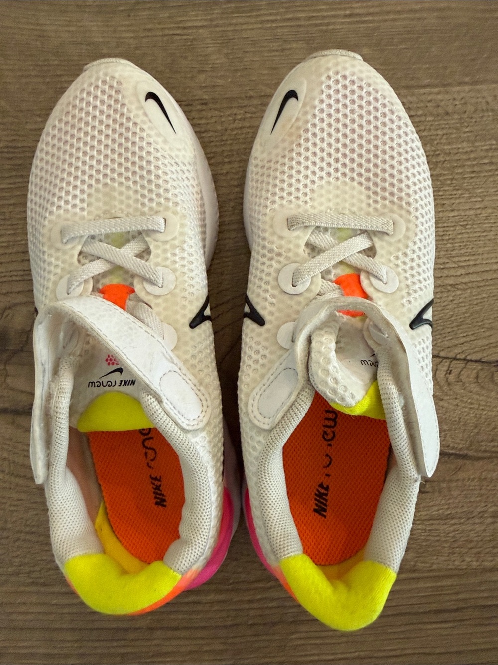 Nike Kids White Mesh Sneakers with Neon Yellow and Orange Accents